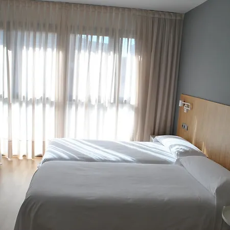Hotel Universitat 2*