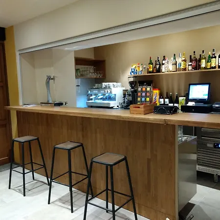 Universitat 2* Cervera (Catalonia)