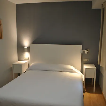 Hotel Universitat Cervera (Catalonia)